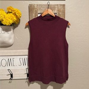Max studio cozy soft vest size small in good used condition with turtle neck